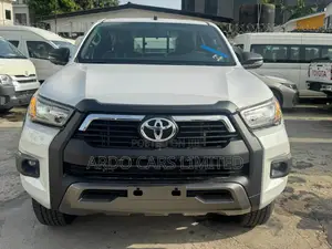 New Toyota Hilux 2024 White