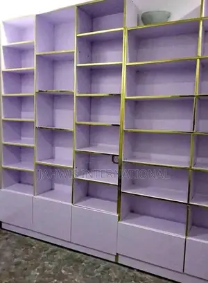 Sumptuous Shelve Unit