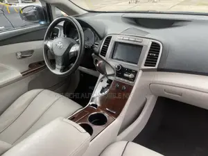 Toyota Venza AWD 2012 Blue