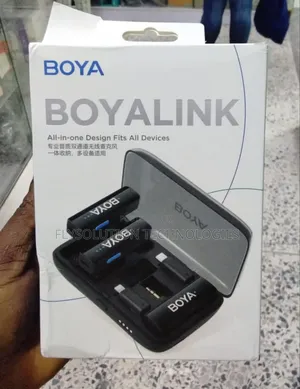 Photo - Boya Boyalink 2-Person All-in-One Wireless Microphone System