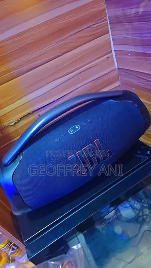 Photo - Original JBL Boombox 3