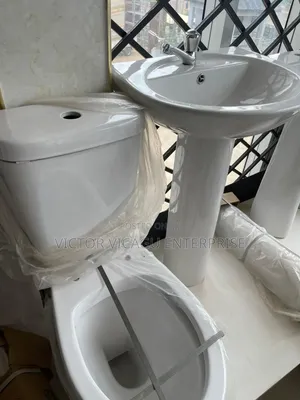 Golden Diamond (Milano) Water Closet