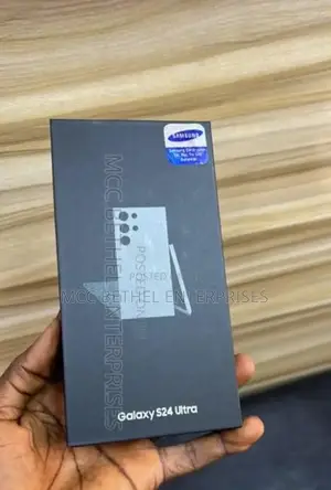 New Samsung Galaxy S24 Ultra 256 GB Black