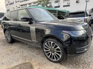 Photo - Land Rover Range Rover Vogue 2020 Black