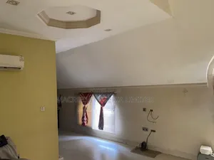 3bdrm Duplex in Ikeja for rent