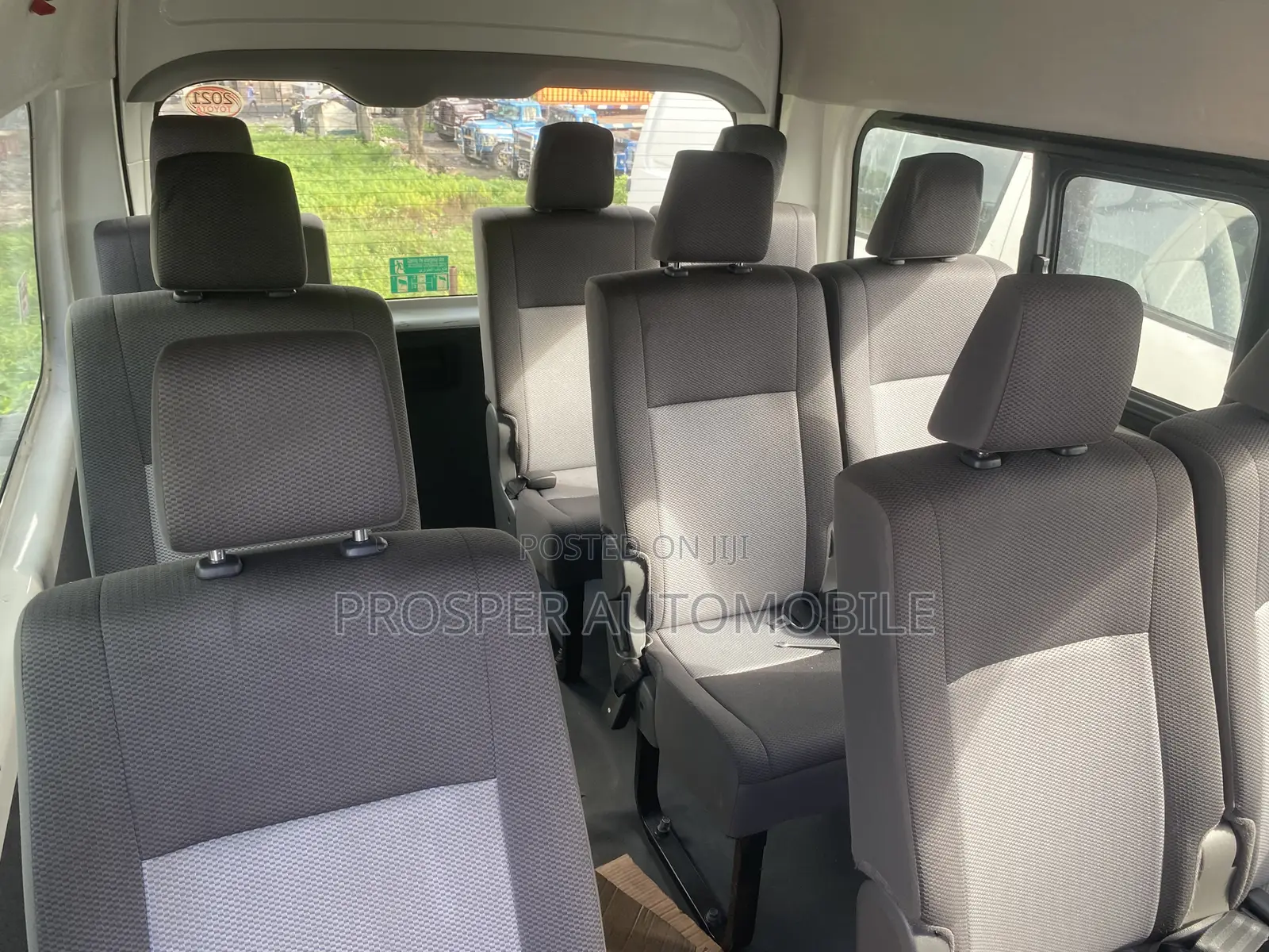 Toyota HiAce 2020 White