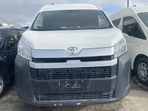 Photo - Toyota HiAce 2021 White