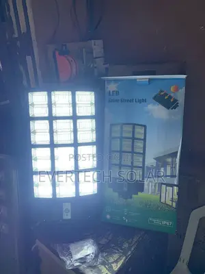 5000w Ocj All In One Solar Street Light Strong Plastic Body