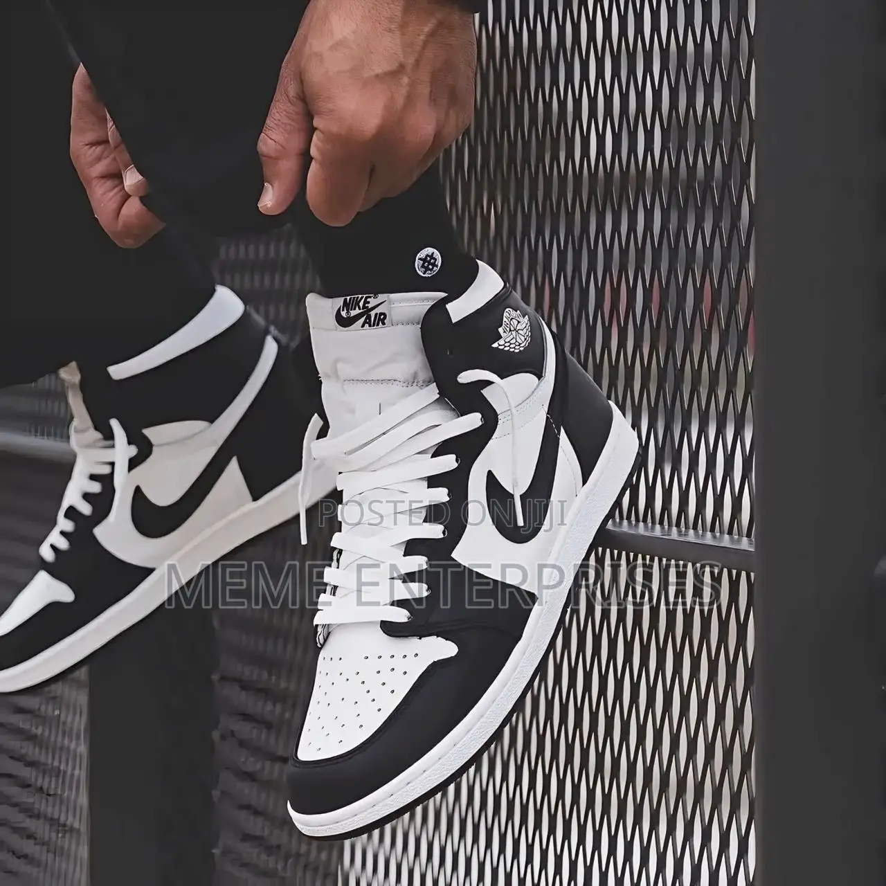 W/B Jordan 1.