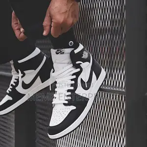 W/B Jordan 1.