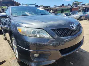 Toyota Camry SE 4dr Sedan (2.5L 4cyl 6A) 2011 Gray