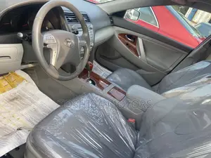 Toyota Camry XLE V6 4dr Sedan (3.5L 6cyl 6AM) 2009 Silver