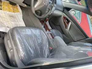 Toyota Camry XLE V6 4dr Sedan (3.5L 6cyl 6AM) 2009 Silver