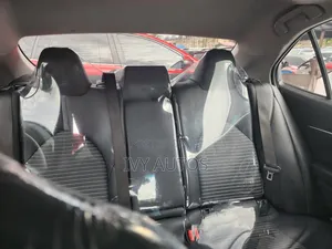 Toyota Camry SE (2.5L 4cyl 8A) 2019 Black