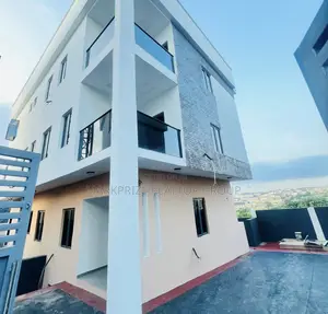 5bdrm Duplex in Magodo Phase 2 Lagos for sale