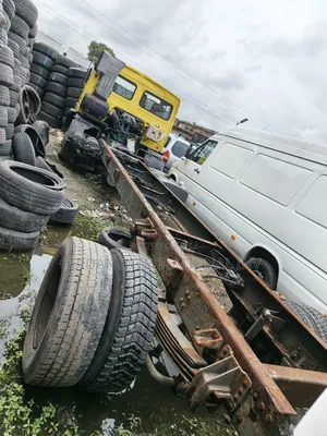 Volvo Fl6 Truck Cap and Chassis