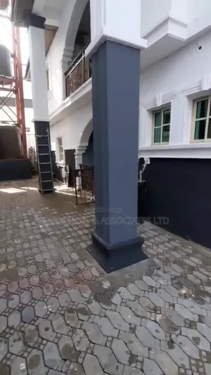 3bdrm Apartment in Lakeview Ph2, Amuwo-Odofin for rent