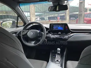 Toyota C-HR 2018 Ivory