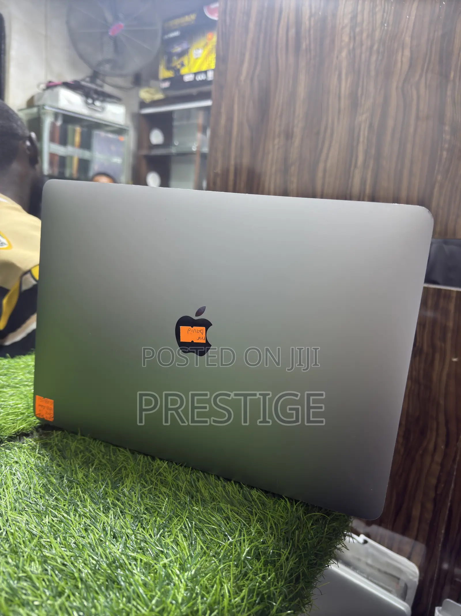 Laptop Apple MacBook Pro 2019 16GB Intel Core I7 SSD 512GB