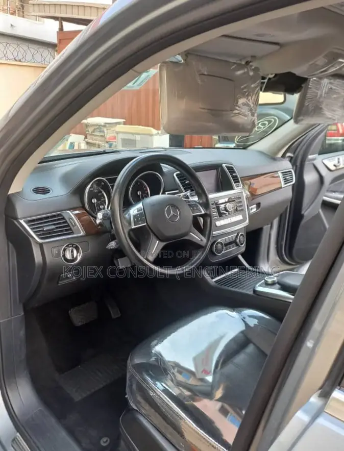 Mercedes-Benz GL-Class 2014 Silver