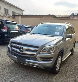 Mercedes-Benz GL-Class 2014 Silver