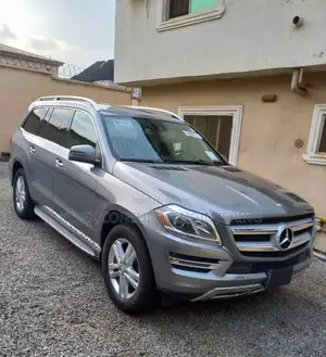 Mercedes-Benz GL-Class 2014 Silver