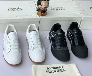 Luxury Designer Alexander McQueen Shoe