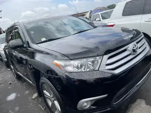 Toyota Highlander Limited 3.5l 4WD 2013 Black
