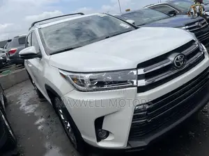 Toyota Highlander Limited V6 4x4 (3.5L 6cyl 6A) 2016 White