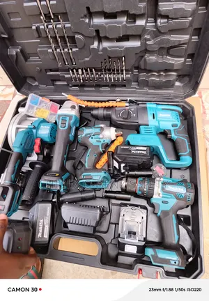 5in1 Set Makita Cordless Drilling Machine