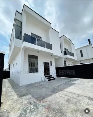Photo - 4 Bedroom Fully Detached Duplex