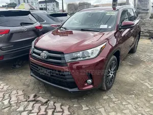 Toyota Highlander 2018 Red