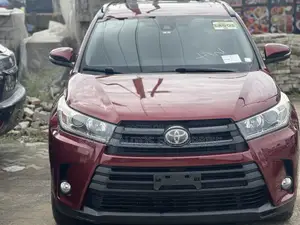 Toyota Highlander 2018 Red