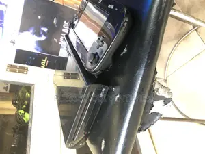 Nintendo Wii U Plus External Screen and Full Accessories.