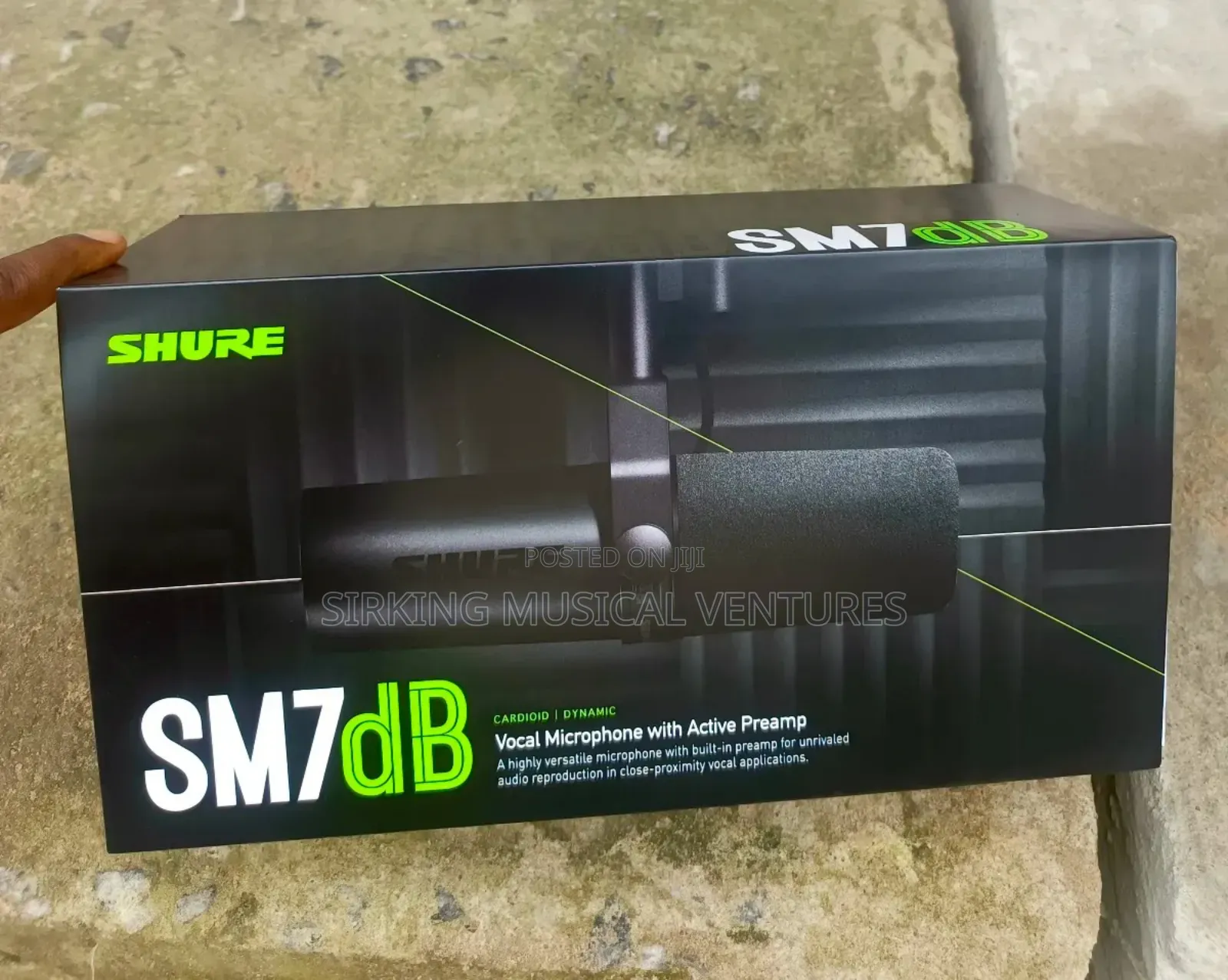 Sm7db Vocal/Dynamic Studio Microphone With Active Preamp