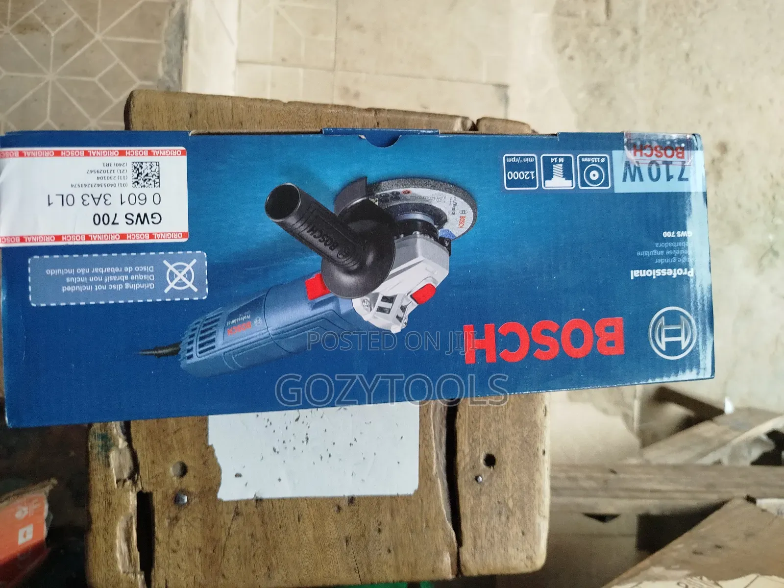 GWS 700 Grinder Machine