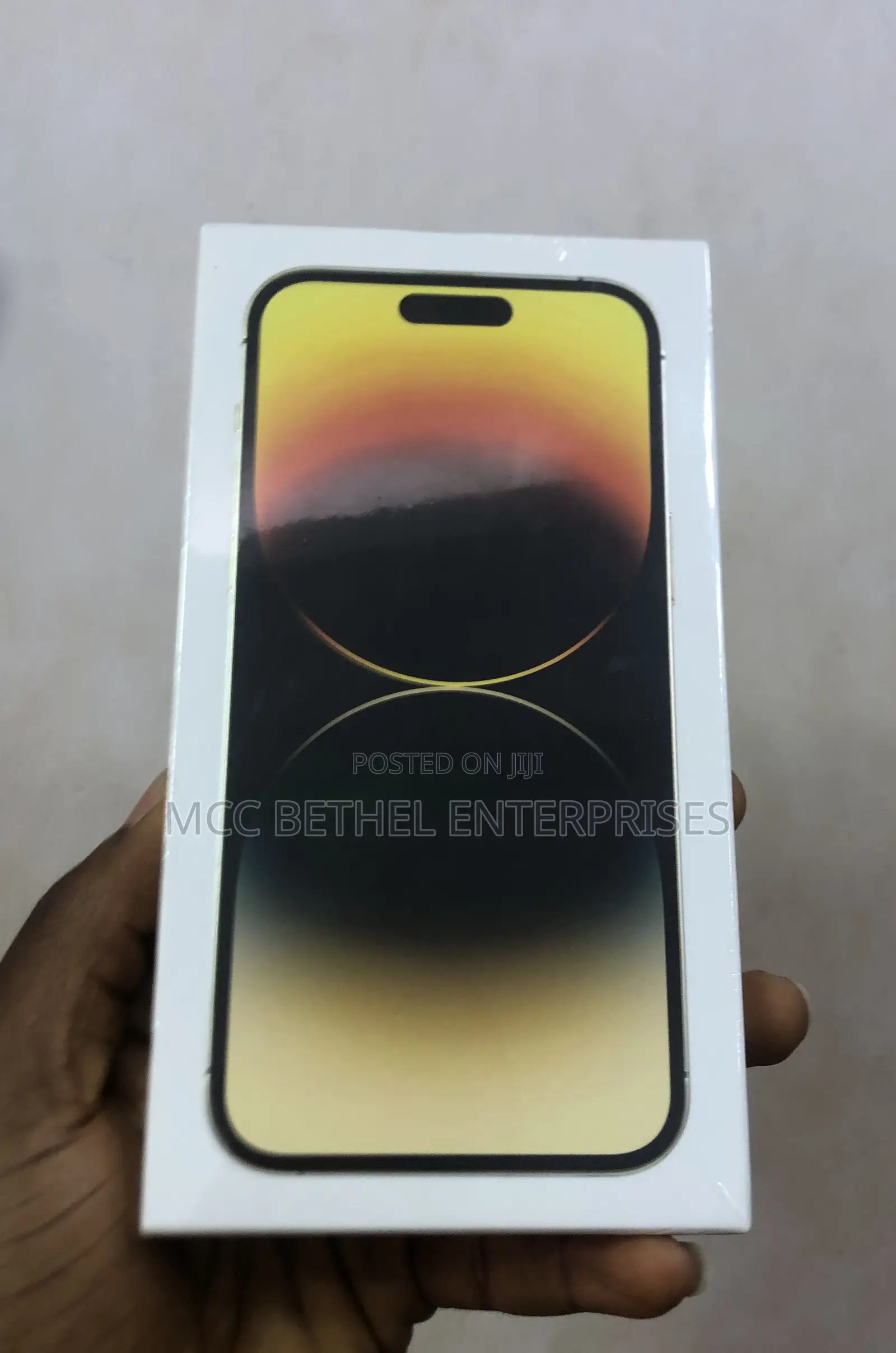 New Apple iPhone 14 Pro Max 128 GB Gold