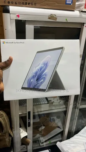 New Laptop Microsoft Surface Pro 9 8GB Intel Core I5 SSD 128GB