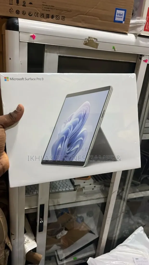 New Laptop Microsoft Surface Pro 9 8GB Intel Core I5 SSD 128GB for