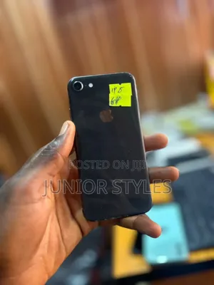 Apple iPhone 8 64 GB Black