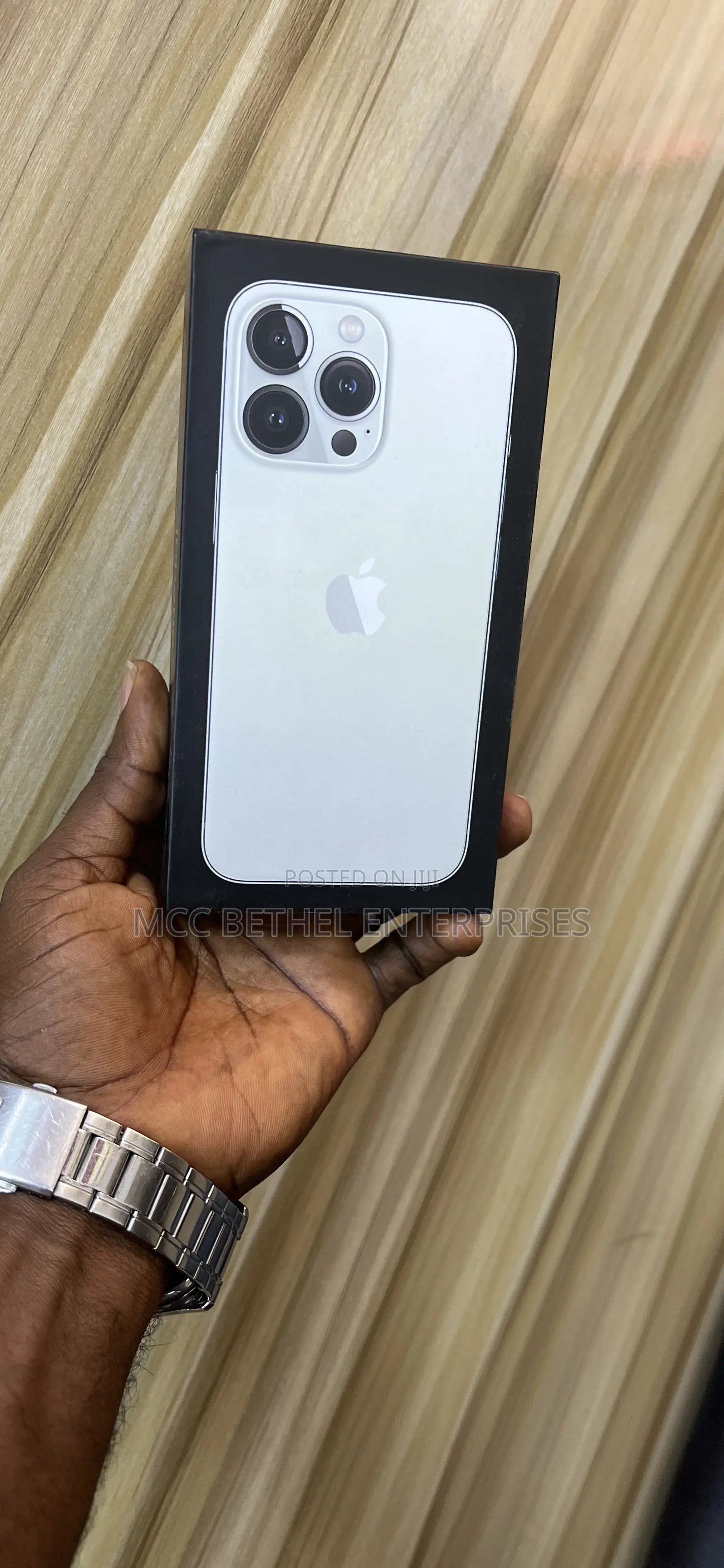 New Apple iPhone 13 Pro Max 256 GB Silver