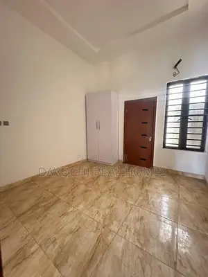 3bdrm Apartment in Sangotedo for rent
