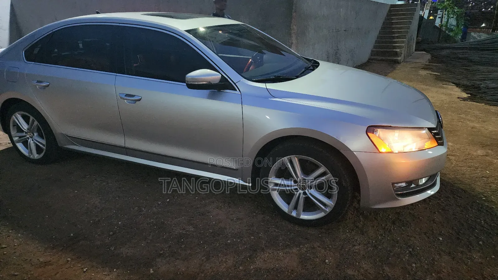 Volkswagen Passat 2013 Silver