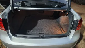 Volkswagen Passat 2013 Silver