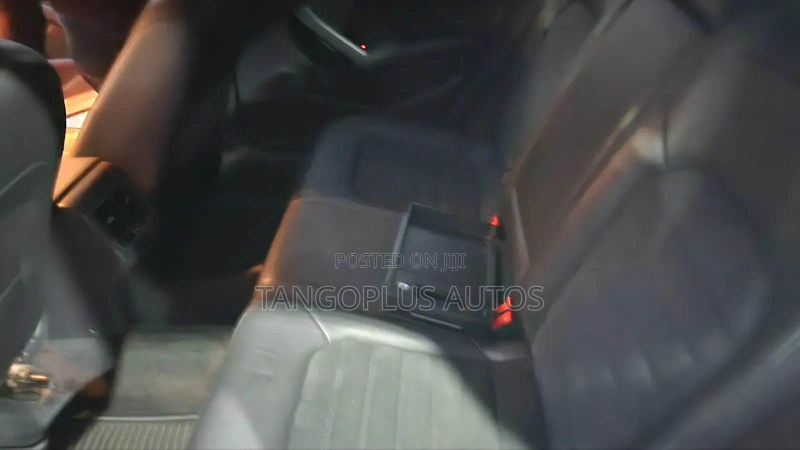 Volkswagen Passat 2013 Silver