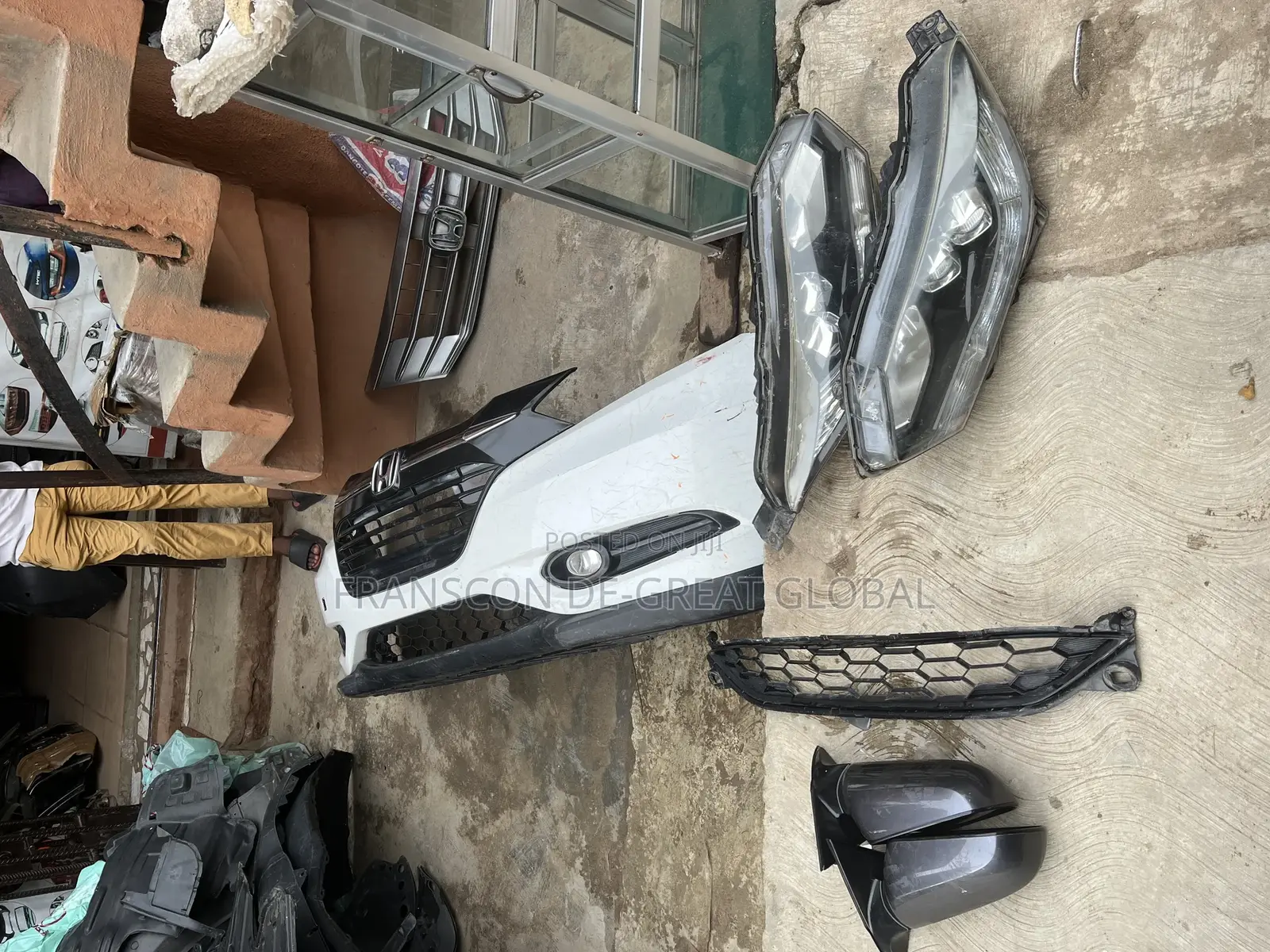 Complete Front Bumper 2015-2017 Honda HRV