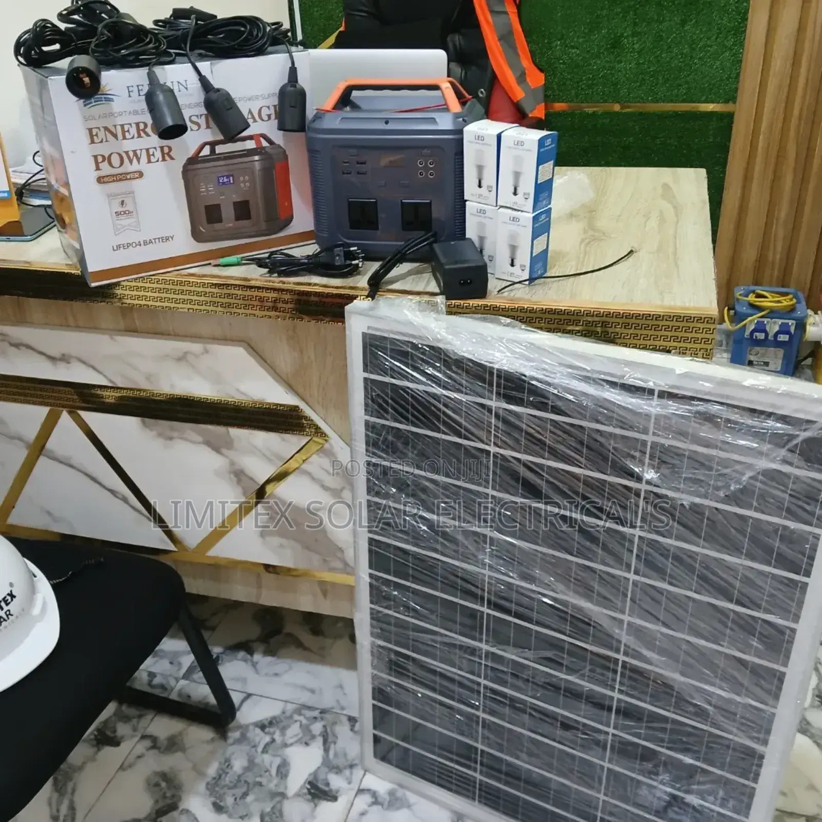 High Quality 500w Solar Generator With Complete Kit