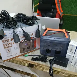 High Quality 500w Solar Generator With Complete Kit