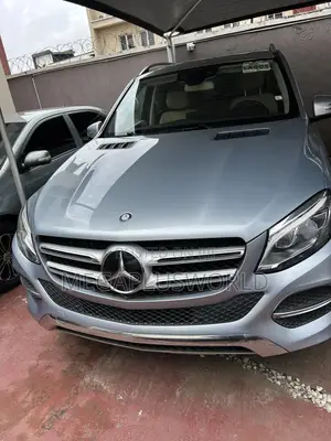 Mercedes-Benz GLE-Class GLE 350d 4MATIC 2017 Blue