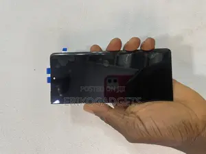 Tecno v Fold Front Screen